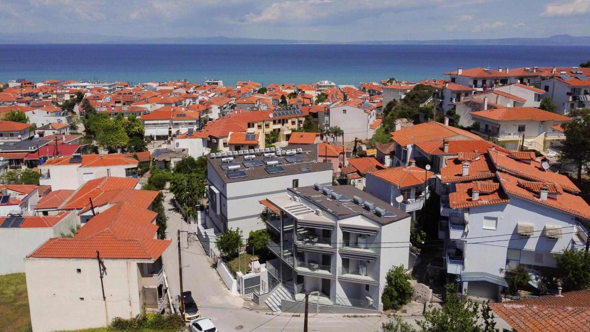 Avgerinos Apartments Polýkhrono Eksteriør bilde