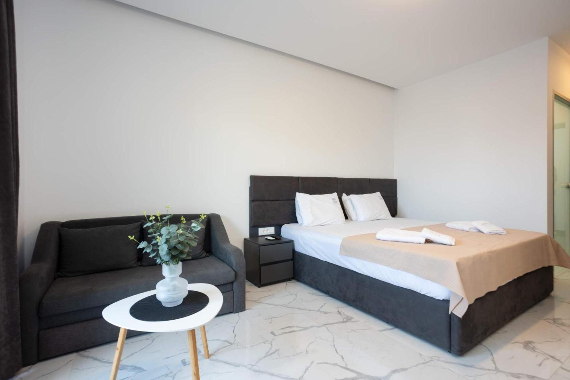 Avgerinos Apartments Polýkhrono Eksteriør bilde
