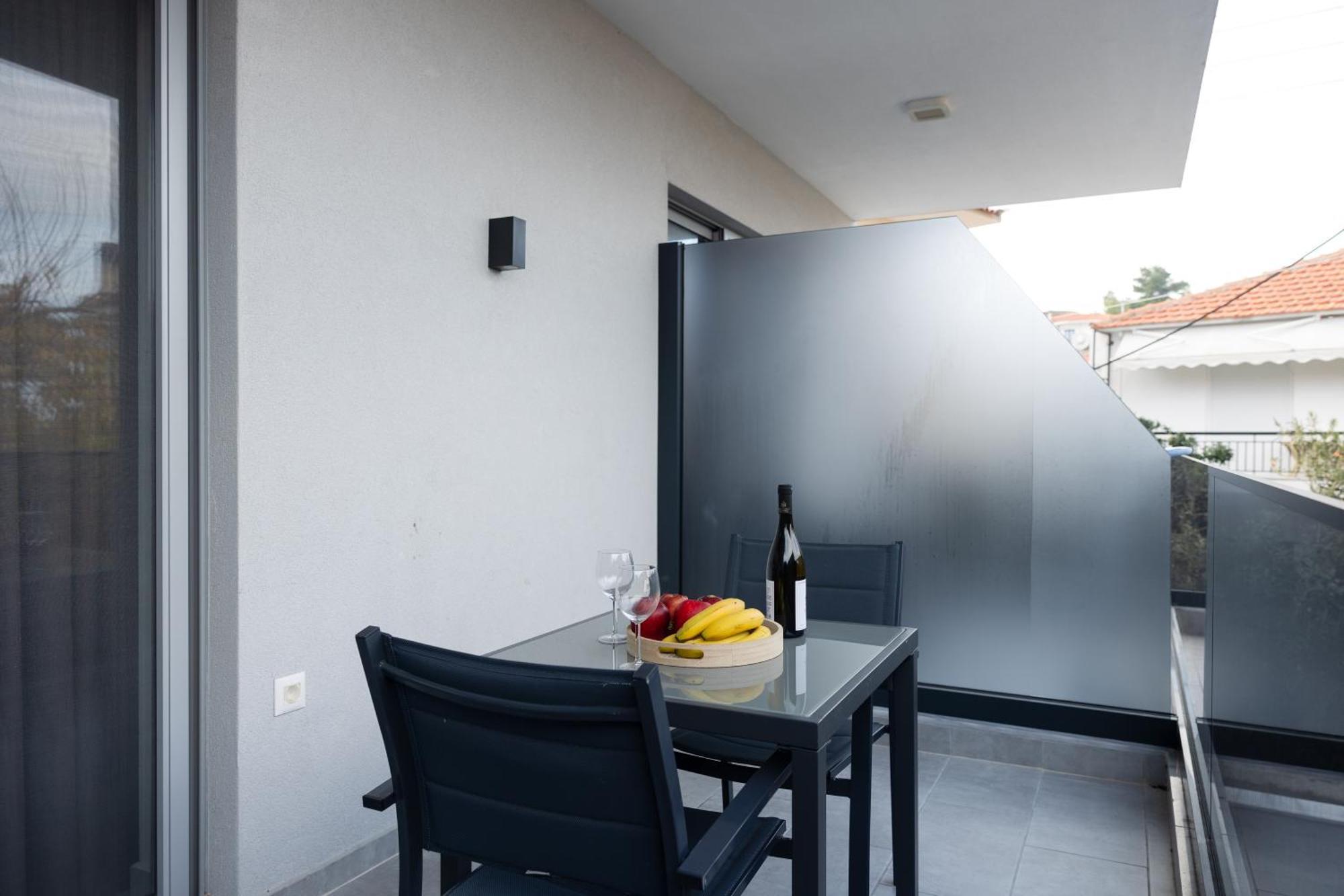 Avgerinos Apartments Polýkhrono Eksteriør bilde