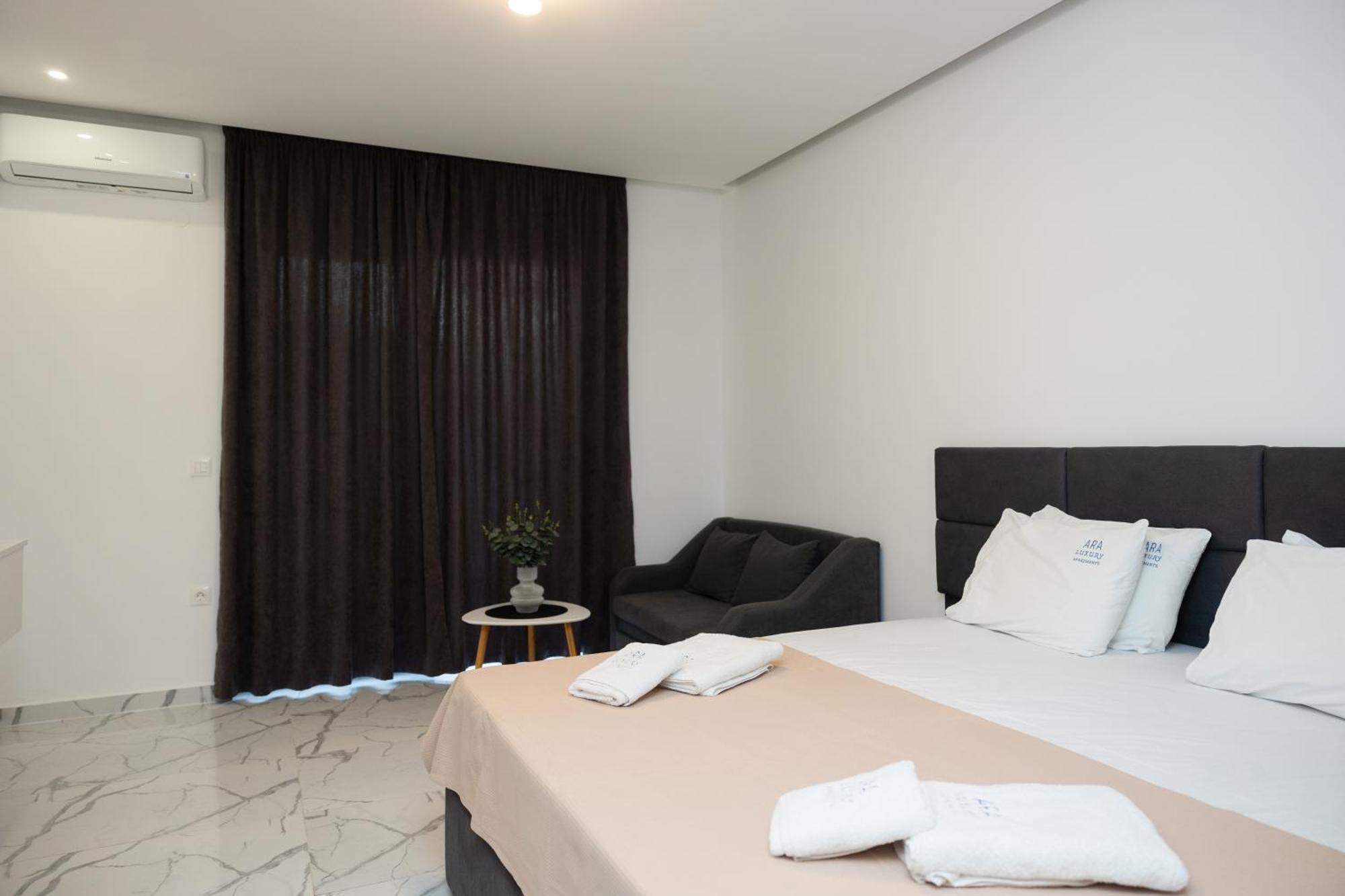 Avgerinos Apartments Polýkhrono Eksteriør bilde