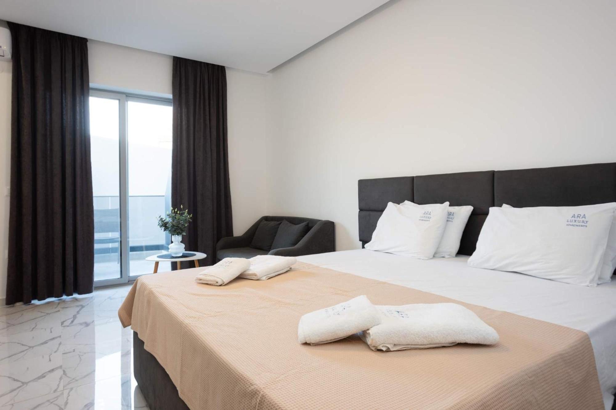 Avgerinos Apartments Polýkhrono Eksteriør bilde